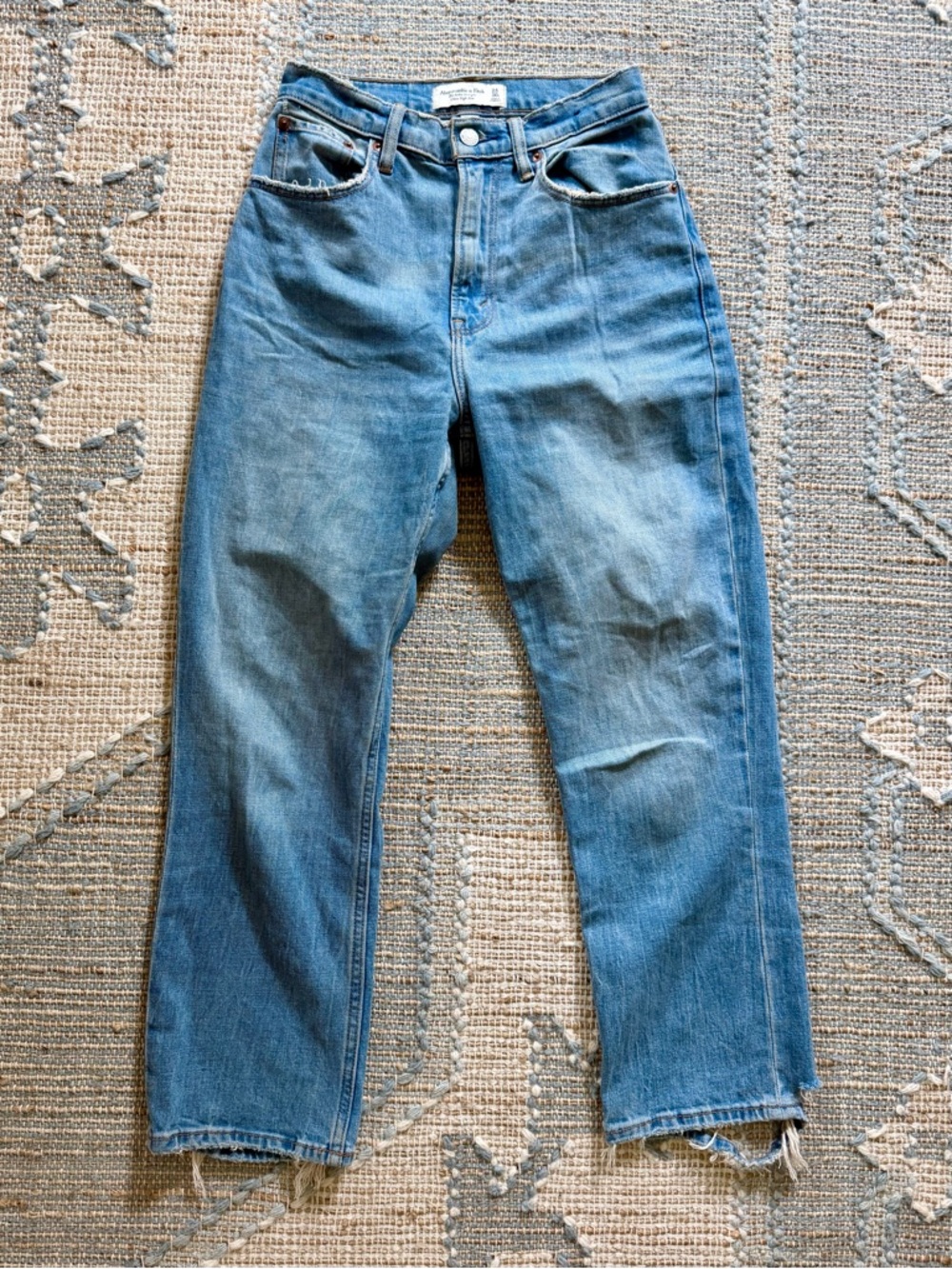 Abercrombie & Fitch Curve Love Straight Jeans High Rise Lt Wash 24 Short